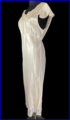 Vintage 1930s 1940s Rayon Satin Gown Light Pink Gorgeous Lace Stunning 36 38