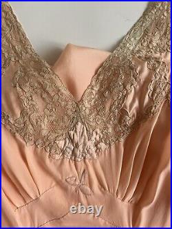 Vintage 1930s Yolande Art Deco Silk Lace Bias Cut Slip Dress Looks Unworn