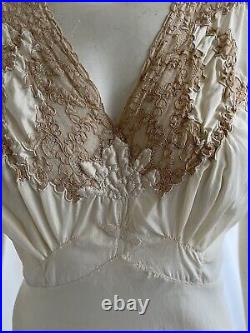 Vintage 1930s Yolande Art Deco Silk Lace Bias Cut Slip Dress Looks Unworn