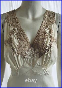 Vintage 1930s Yolande Art Deco Silk Lace Bias Cut Slip Dress Looks Unworn