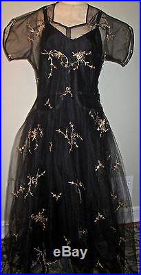 Vintage 1930s evening gown blk net w gold embroidery w slip, floor length med sz