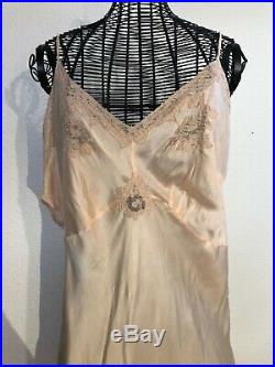 Vintage 1940's French Peach Silk Crepe Slip/Dress Corded Alencon Lace Trim