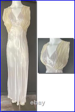 Vintage 1940s Beautiful Lavender Silver Satin Gown w Lacey Bust NOS 36