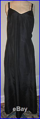 Vintage 1940s evening gown blk net w gold embroidery w slip, floor length med sz