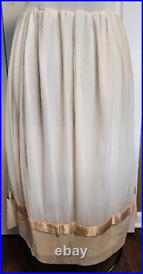 Vintage 1950/60's D'Signer by Formi Full Slip Dress Cream Empire Waist Lined