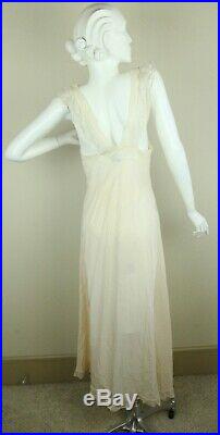 Vintage 30s 40 Rayon Bias Cut Slip Dress Gown Peach Lace 36 Lady Leonora Full