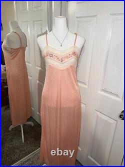 Vintage 60s 70s nap dress slip lace cottagecore full length sexy nightgown