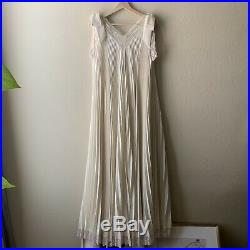 Vintage 60s Lucie Ann Slip Dress Gown And Piegnoir Robe Set Pleated Ivory