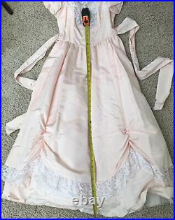 Vintage 70s Small Pink Satin White Lace Gunne Sax Dress WithSatin and Tulle Slip