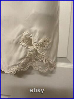 Vintage Bali Slip Dress Ivory Lace Lingerie Silk & Nylon Scalloped Women's Sz 34