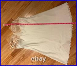 Vintage Bali Slip Dress Ivory Lace Lingerie Silk & Nylon Scalloped Women's Sz 34