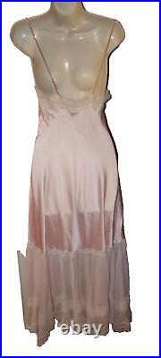 Vintage CHRISTIAN DIOR silky Peach pink w lace pegnoir night gown slip dress S