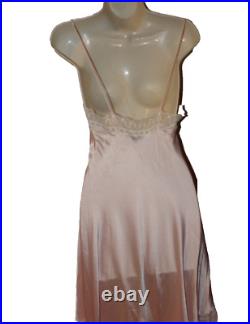 Vintage CHRISTIAN DIOR silky Peach pink w lace pegnoir night gown slip dress S