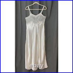 Vintage Dentelle L Slip Dress Mesh Bust with Flower Embroidery Silky Satin Gown