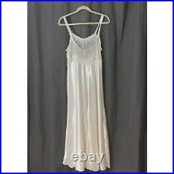 Vintage Dentelle L Slip Dress Mesh Bust with Flower Embroidery Silky Satin Gown