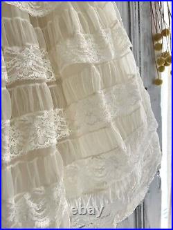 Vintage French acetate FULL undergarment PETTICOAT LACE c1950