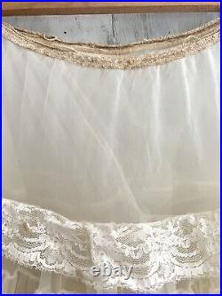 Vintage French acetate FULL undergarment PETTICOAT LACE c1950