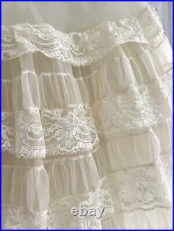 Vintage French acetate FULL undergarment PETTICOAT LACE c1950