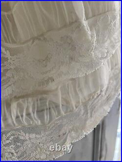 Vintage French acetate FULL undergarment PETTICOAT LACE c1950