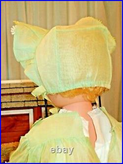Vintage Light Green Stiff Organdy Dress Bonnet Slip Bloomers for 28 Large Doll