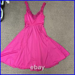 Vintage Olga Body Silk Womens Medium Slip Dress Pink Nylon Romantic Gown 9194