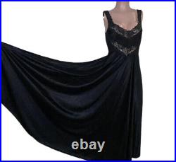 Vintage Silky Nylon Full Sweep Chemise Nightgown Slip Dress UndercoverWear M