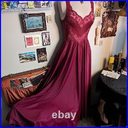 Vintage Sweetheart Lace Slip Dress Women's Small Burgundy Long Full Sweep 90s