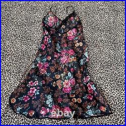 Vintage Union Made Slip Dress Floral Scalloped Lace Trim Me 2 Small Mid Length