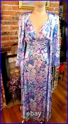 Vintage Vanity Fair 2 Pc Peignoir With Silky Gown & Robe Exotic Floral Print 34