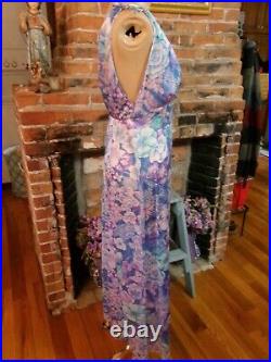 Vintage Vanity Fair 2 Pc Peignoir With Silky Gown & Robe Exotic Floral Print 34