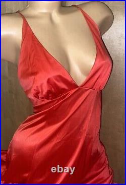 Vintage Vanity Fair Long Red Satin Nylon SZ 32 Flowing Nightie Dress Slip #15