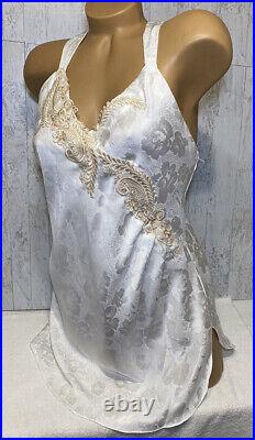 Vintage victoria's Secret M Chemise OR Full Dress Slip 100% Rayon Gold Label #04