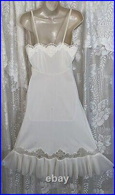 Vtg 36 38 FANCY White VANITY FAIR NYLON Dress SLIP w Pleated Chiffon Hem nightie