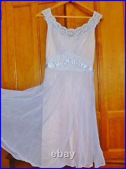 Vtg 50s 60s VANITY FAIR Sheer Double Tricot Lace Lingerie 2pc Peignoir GOWN SET