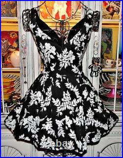 Vtg Betsey Johnson Dress FLORAL EMBROIDERED Black Tea Cocktail Prom Party 10 M