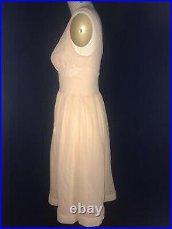 Vtg Munsingwear 1950s Peach Nylon Tricot Nightgown Dress Fits Sz 32 XS-S (4-6)