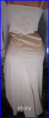 Vtg Olga Nylon Silky nylon Shiny Full Shiny Dress Slip Sissy Sassy WOMANLY