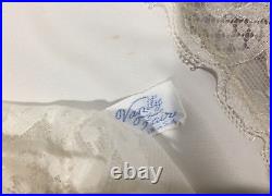 Vtg Vanity Fair White Wide Lace Nylon Full Slip or Nightgown 36