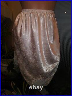 Vtg satin Flower Print Satin Light Pink THIN HALF SLIP LINGERIE S