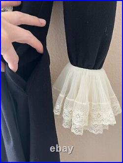 Women's Vintage Vanity Fair Black Ruffle Button Down Dress Nightgown RARE M